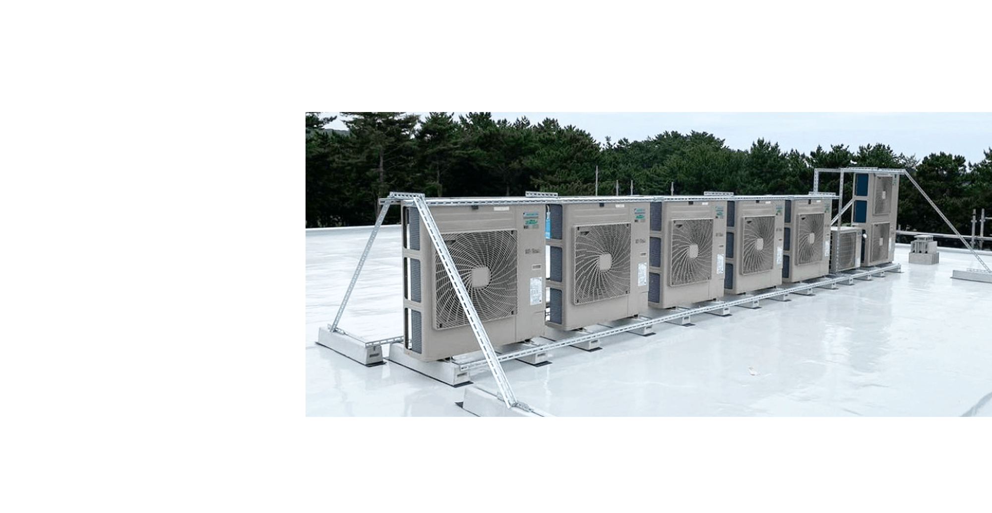 プロフェッショナルな技術と 丁寧なサービスで 快適な空間をサポートします